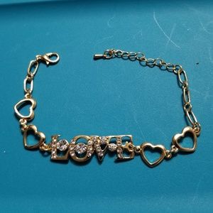 LOVE WITH HEARTS BRACELET